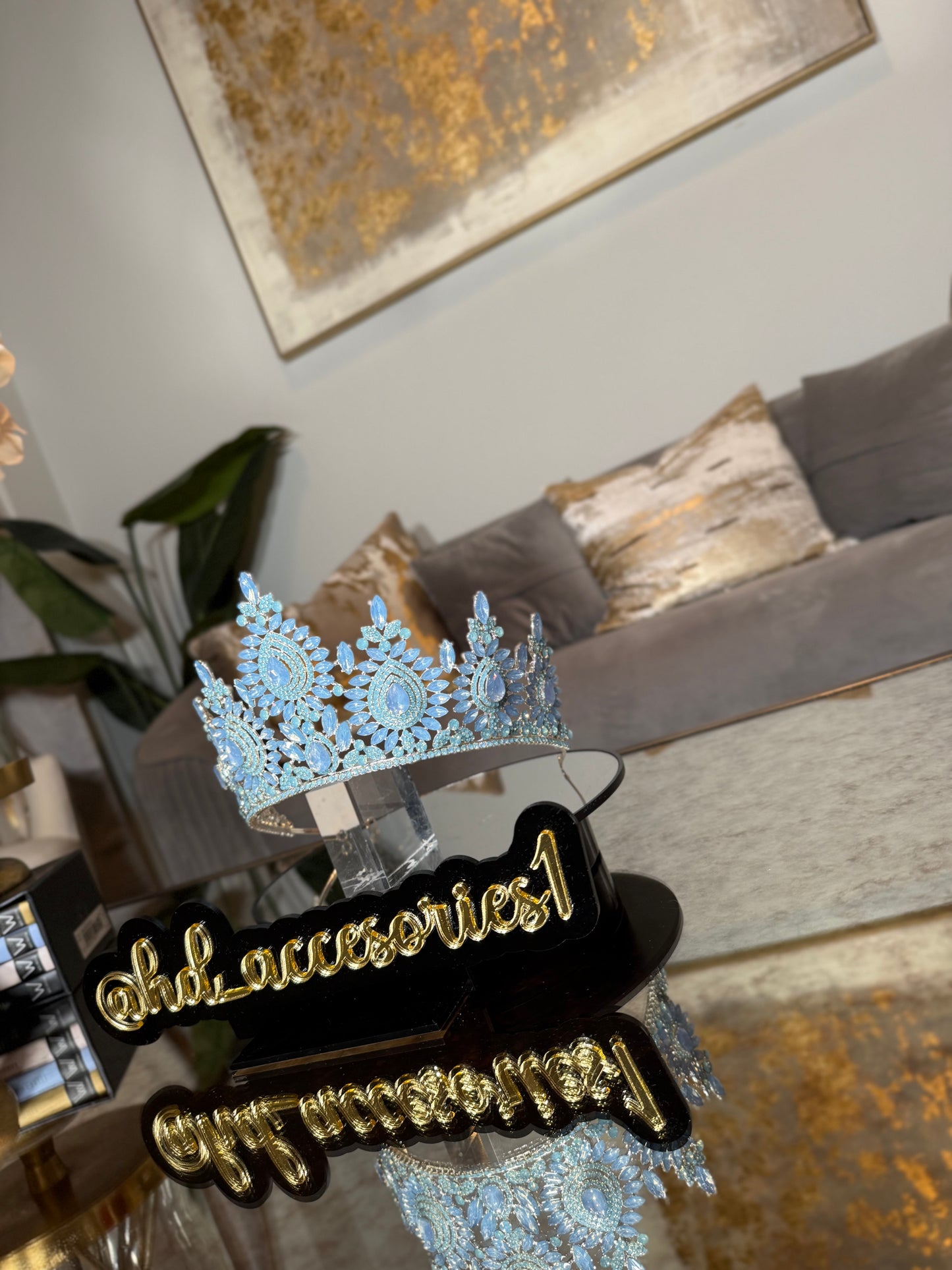 Baby Blue Crown